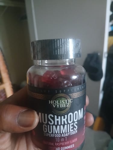 Customer photo review of Mushroom Gummies 10 in 1 Superfood Adaptogen