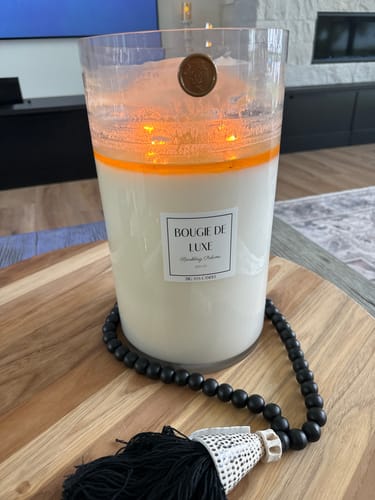 Customer photo review of Big Ass Candle (300 oz, 750-1k hours)