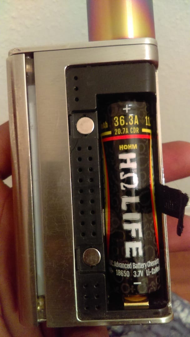 Customer photo review of Hohm Tech Life V4 18650 3015mAh 22.1A Battery