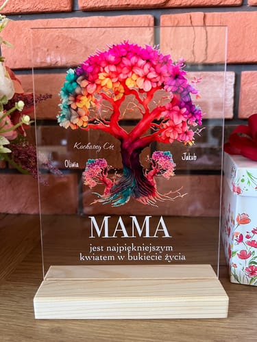 Customer photo review of MAMA JEST NAJPIĘKNIEJSZYM KWIATEM (Biały) - Druk na szkle, spersonalizowany prezent  dla mamy