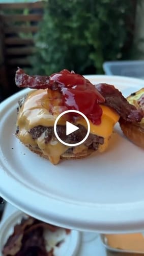 Customer video review of Classic Potato Rolls • 54gr