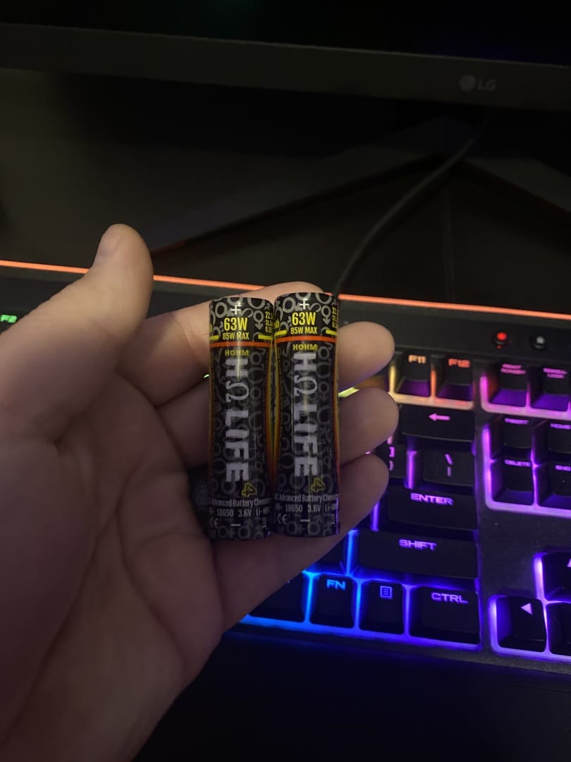 Customer photo review of Hohm Tech Life V4 18650 3015mAh 22.1A Battery