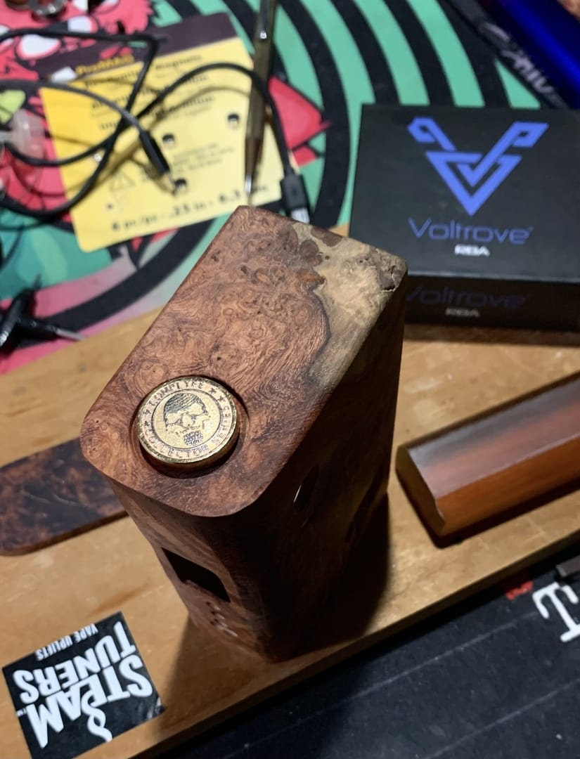 Customer photo review of Hohm Tech Run XL 21700 4007mAh 30.3A Battery