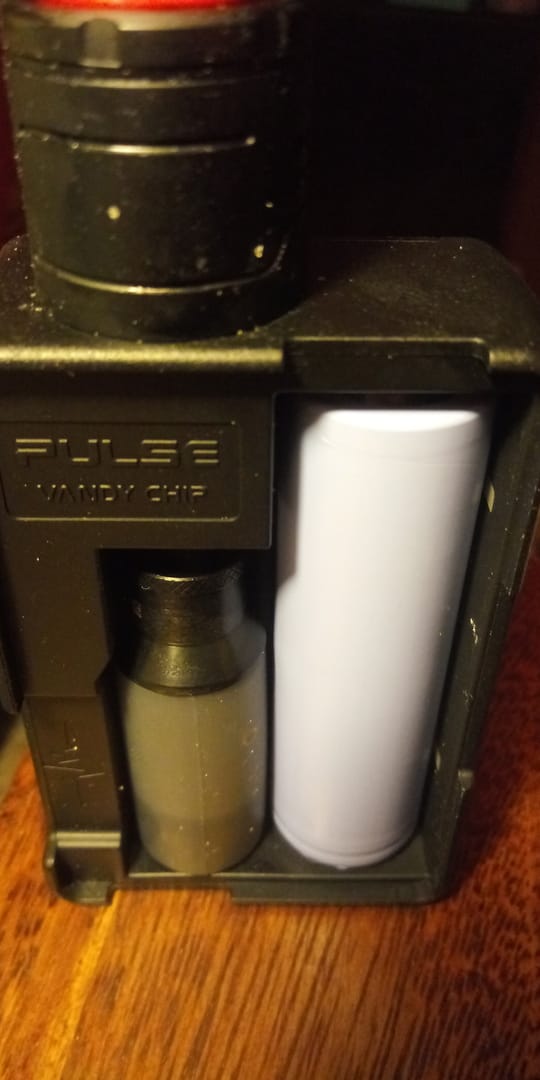 Customer photo review of Samsung 40T 21700 4000mAh 35A Battery