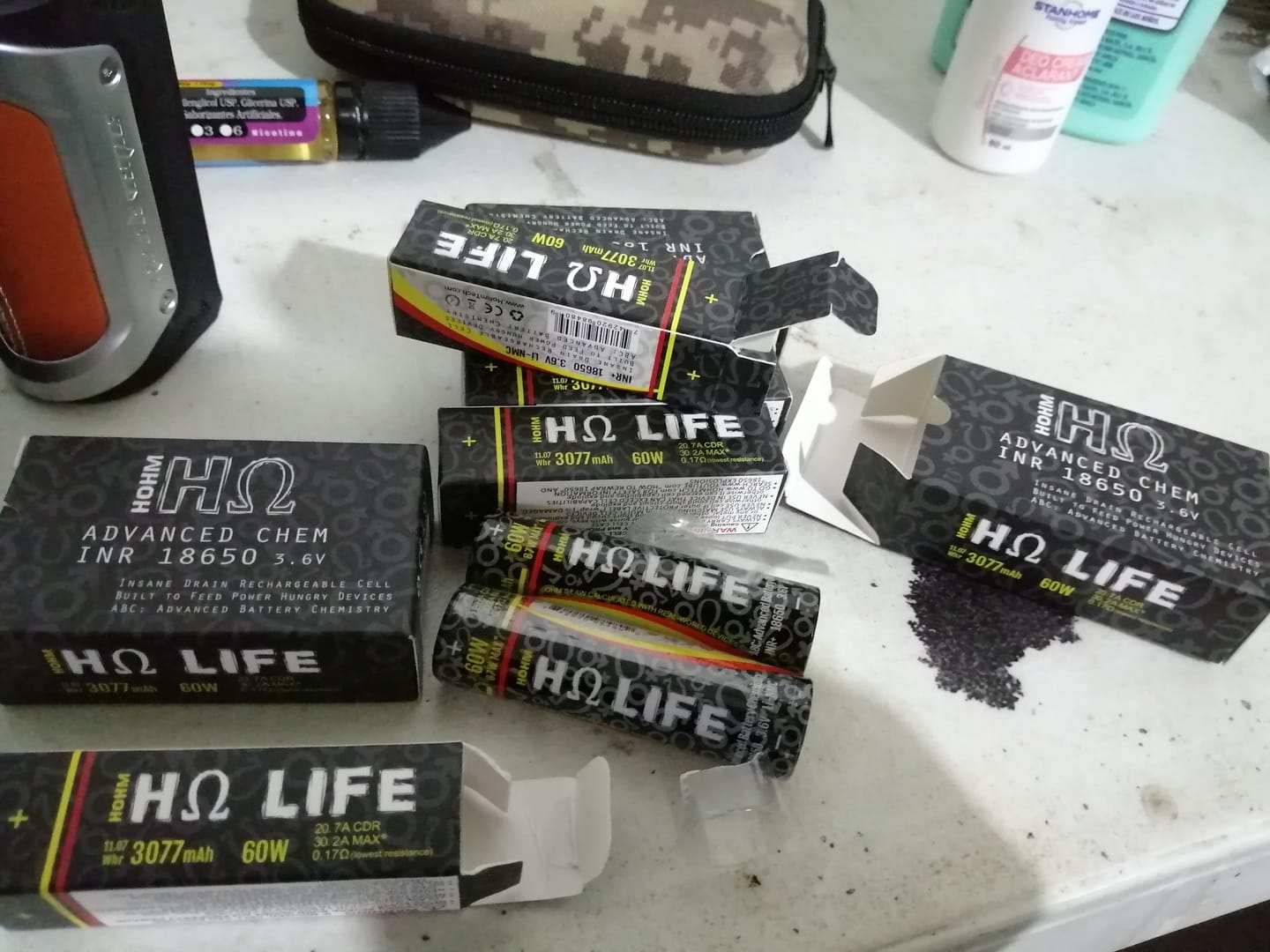Customer photo review of Hohm Tech Life V4 18650 3015mAh 22.1A Battery