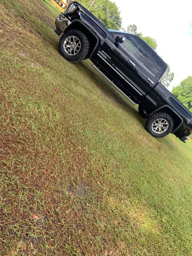 Customer photo review of 3" Front Leveling Lift Kits For 2007-2024 Chevrolet Silverado 1500 2WD/4WD