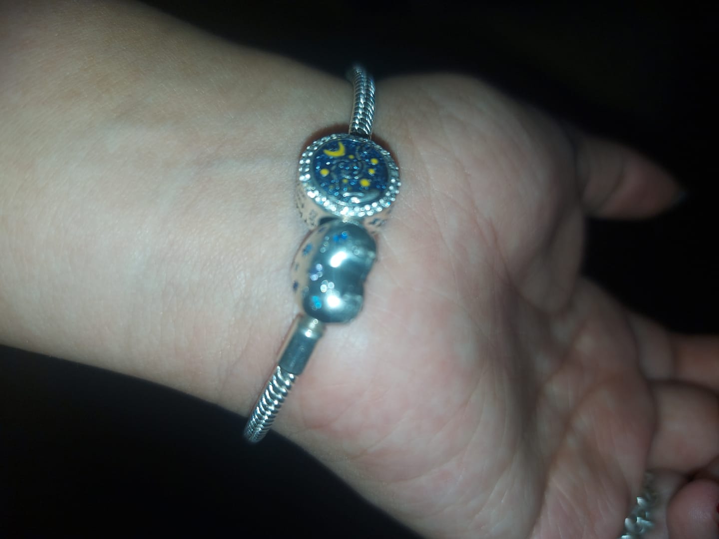 Customer photo review of Charm Noche Estrellada de Van Gogh