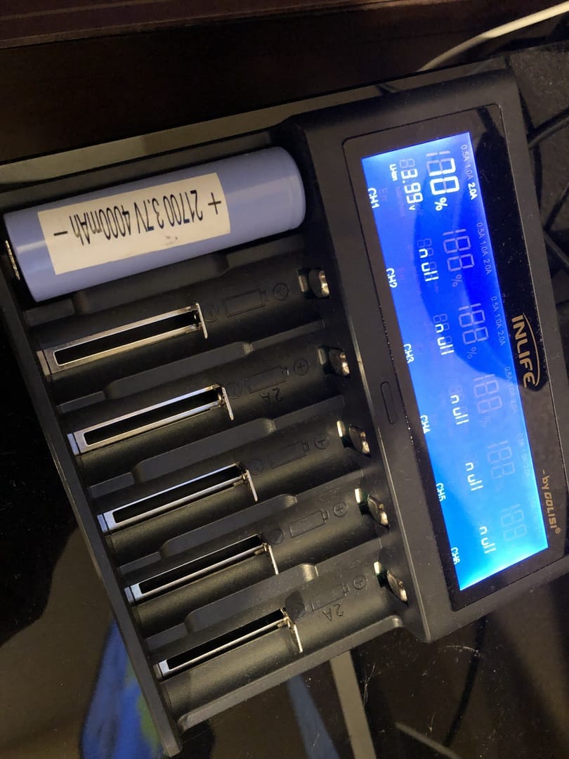 Customer photo review of Samsung 40T 21700 4000mAh 35A Battery