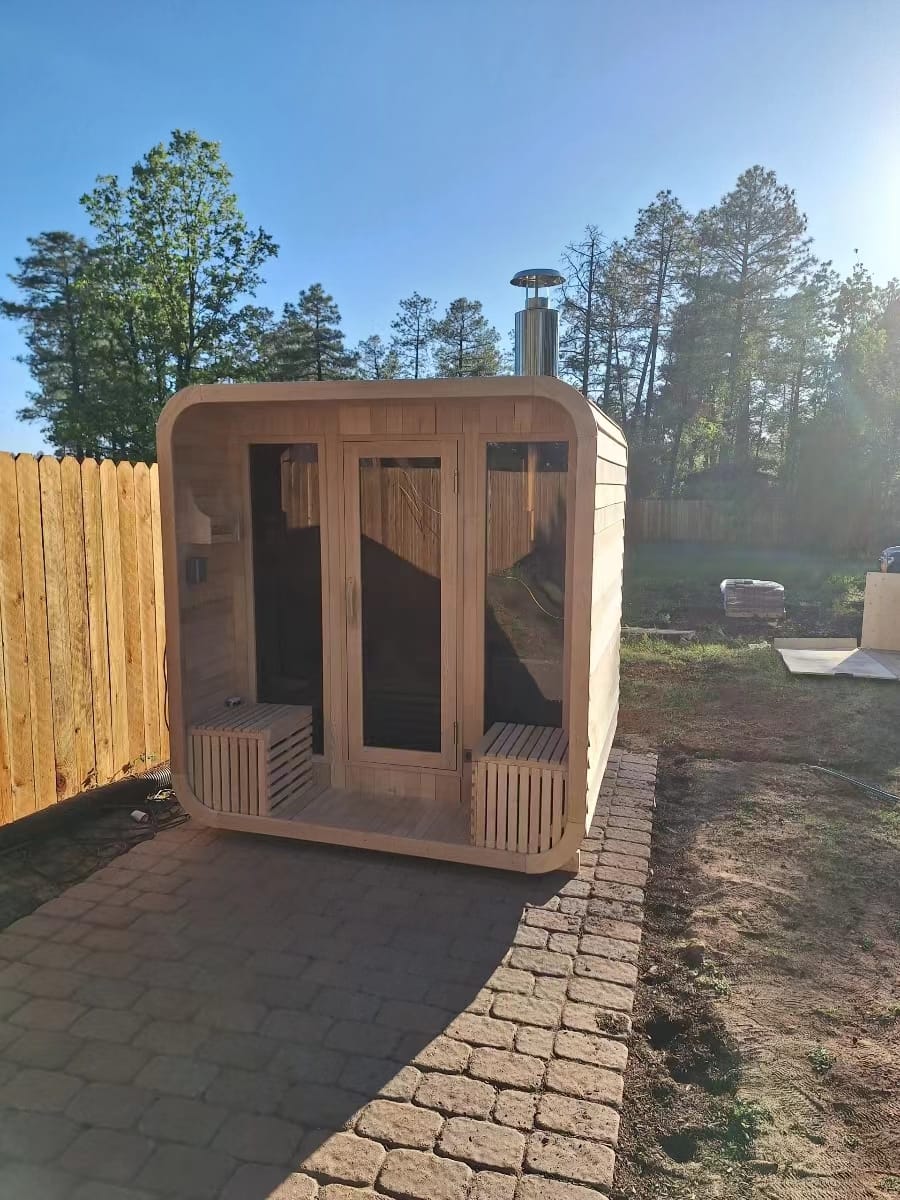 Customer photo review of SAUNASNET® Outdoor Wood Sauna Room Square 05