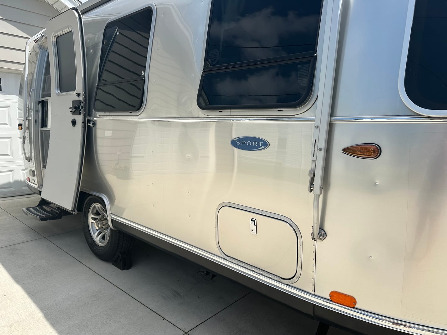 Customer photo review of AIR GEAR Compartment Lock Upgrade