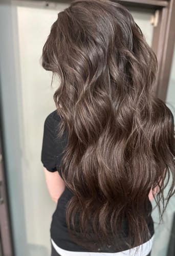 Customer photo review of Full Shine Sew In Hair Weft Bundles 100% Remy Human Hair Darkest Brown (#2)
