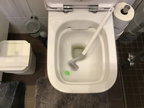 Customer photo review of Neue Toilettenbürste mit Halterung