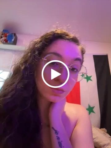 Customer video review of Aurora