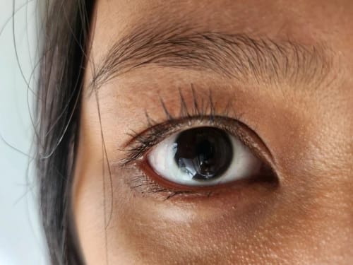 Customer photo review of Tillys Iron Wand Mascara