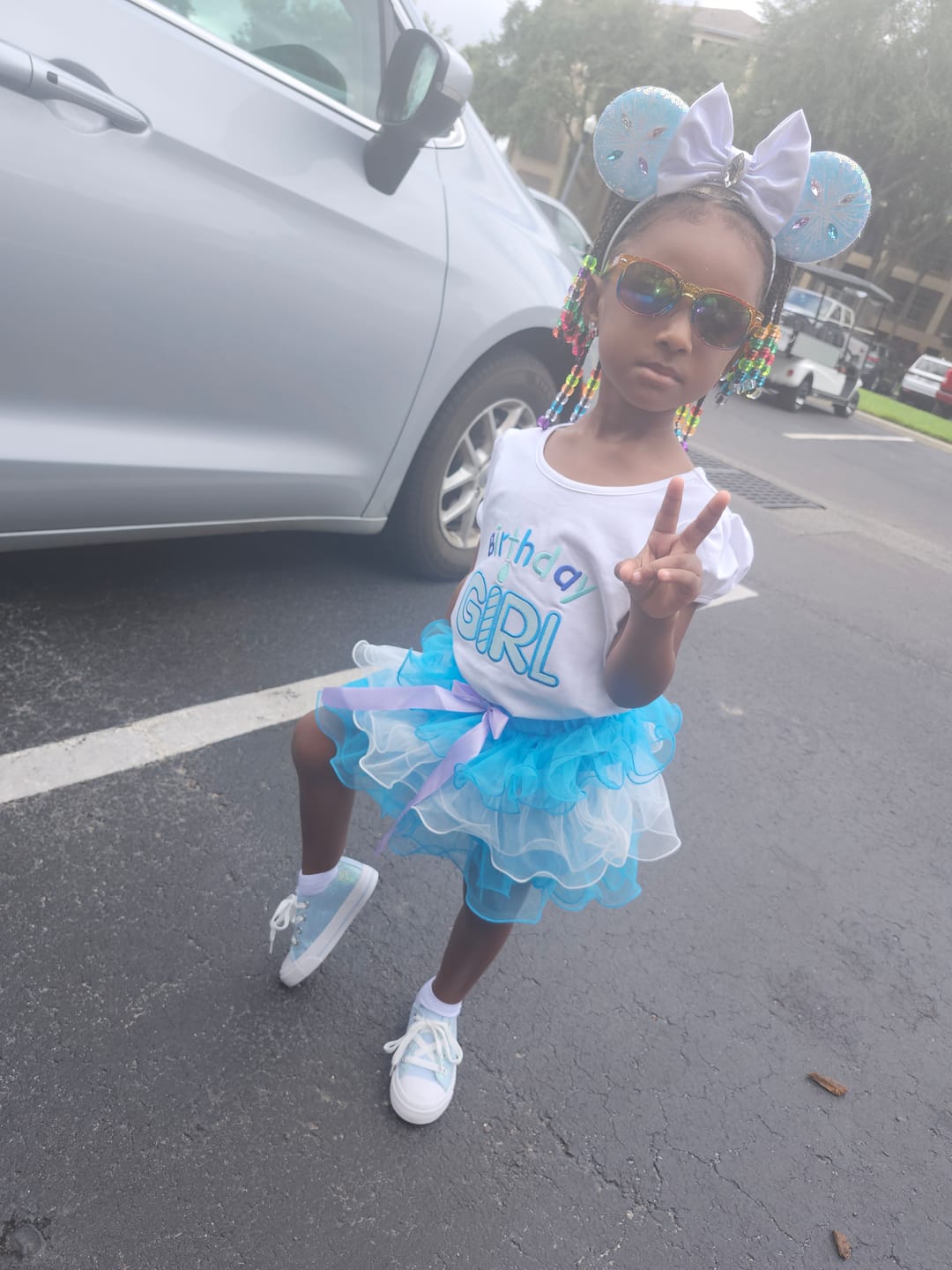 Customer photo review of Elsa Frozen Mickey Ears