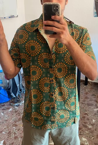 Customer photo review of Lot de 4|Chemise à fleurs hawaïenne en coton rétro pour homme