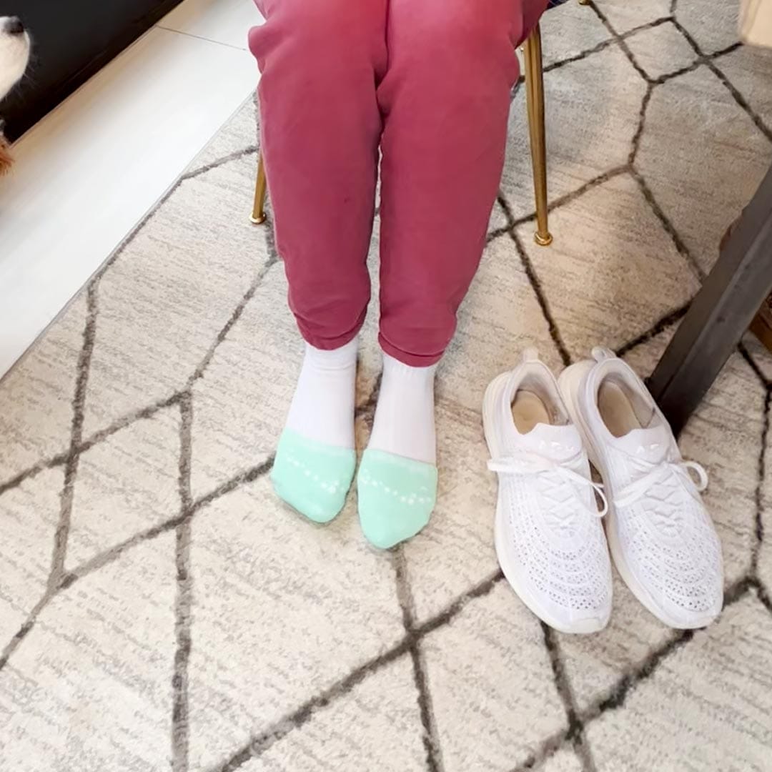 Customer photo review of Women's Running Toe-Cushioning Sock (3-Pack)