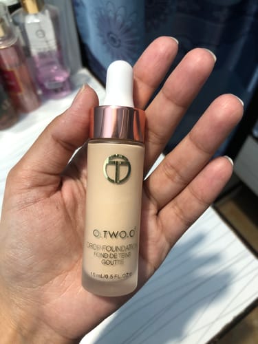 Customer photo review of O.TWO.O LIQUID DROP FOUNDATION