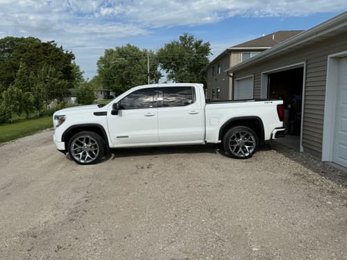 Customer photo review of 1.5 inch Hubcentric Wheel Spacers