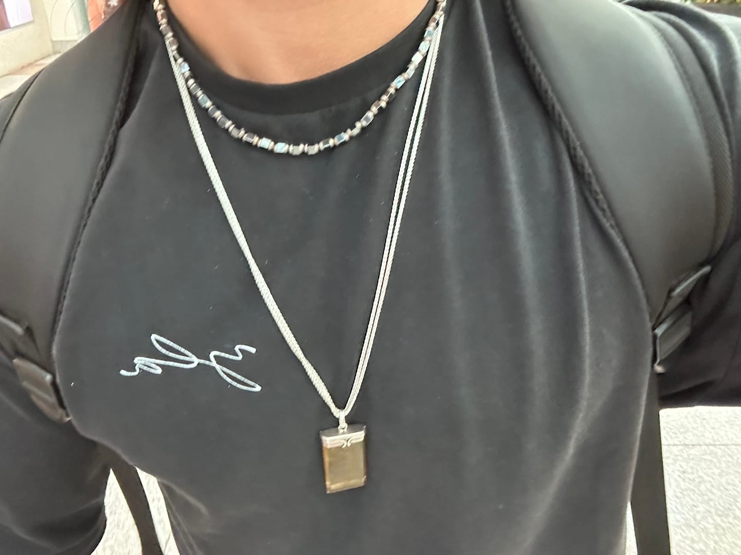 Customer photo review of 464 Skyline Super Sized Tees
