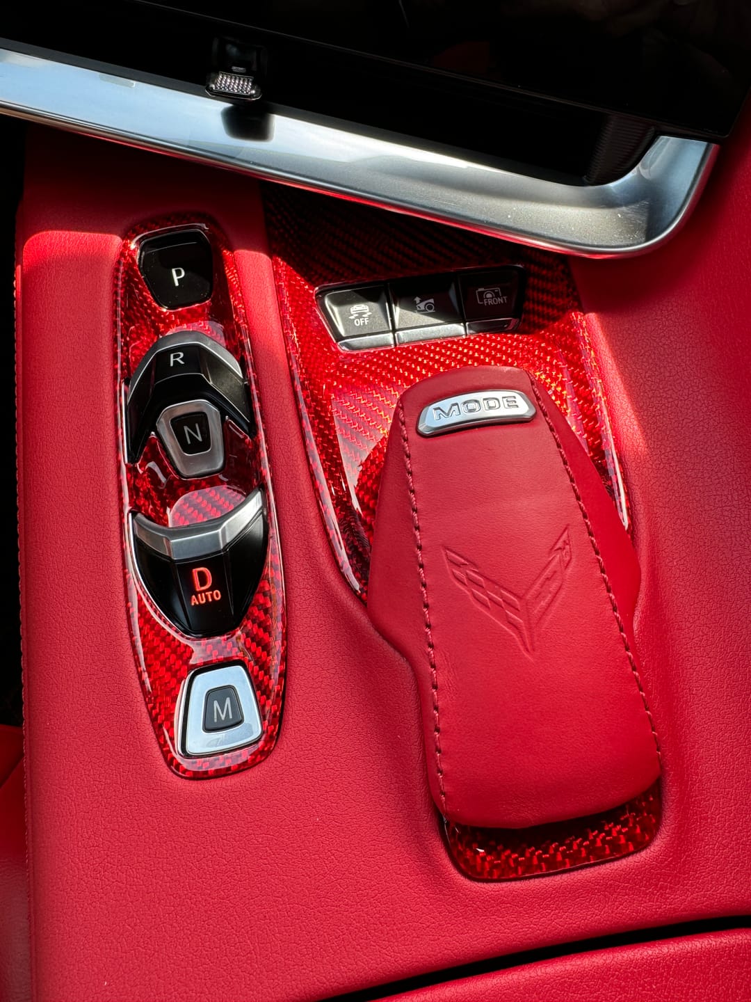 Customer photo review of C8 Corvette Carbon Fiber Gear Shift Trim Cover