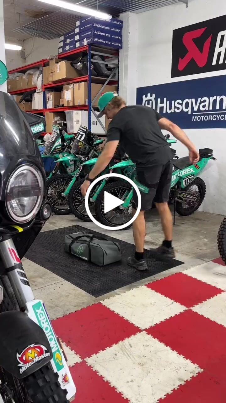 Customer video review of Rabaconda Dirt Bike Tire Changer