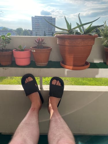 Customer photo review of Orthopädischer Hausschuh Cloudly™