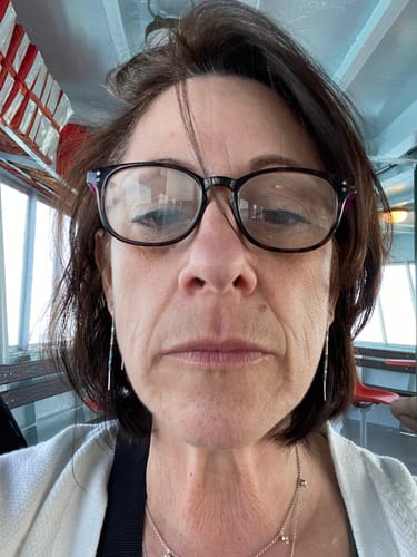 Customer photo review of D20 Erica Pink Sheer Dip Powder