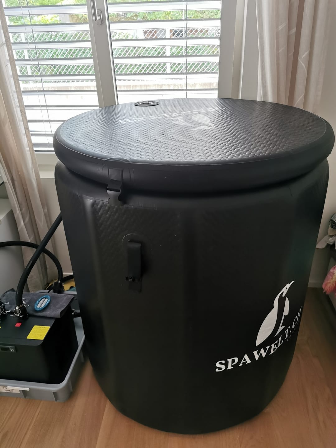Customer photo review of Spawelt Ice-Tub Pro 1 - Komplettset mit Chiller 600S & Zubehör