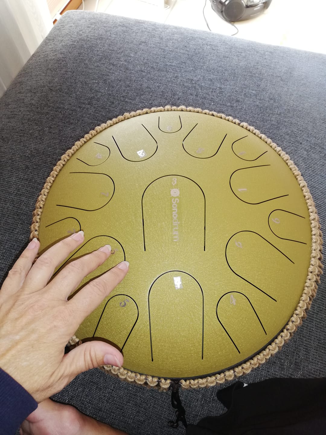 Customer photo review of Sonodrum Zungentrommel - "Premium" - Handgefertigt - 35,5cm - 15 Zungen - C-Dur