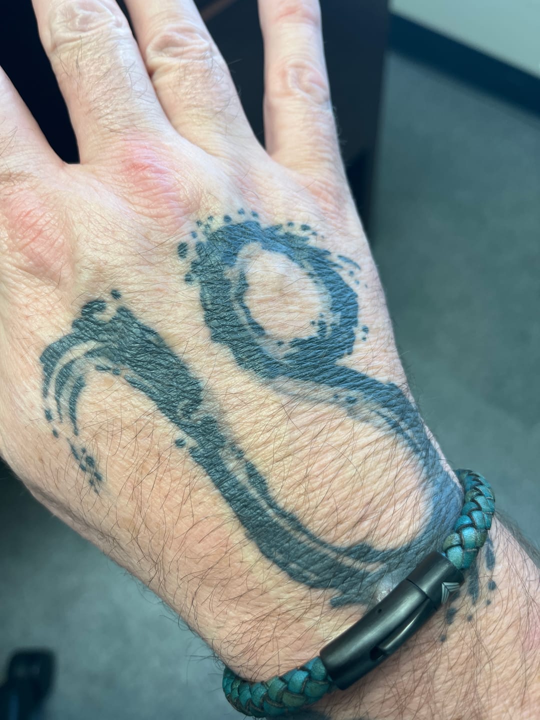 Customer photo review of Vertig Leather Bracelet Vintage Blue