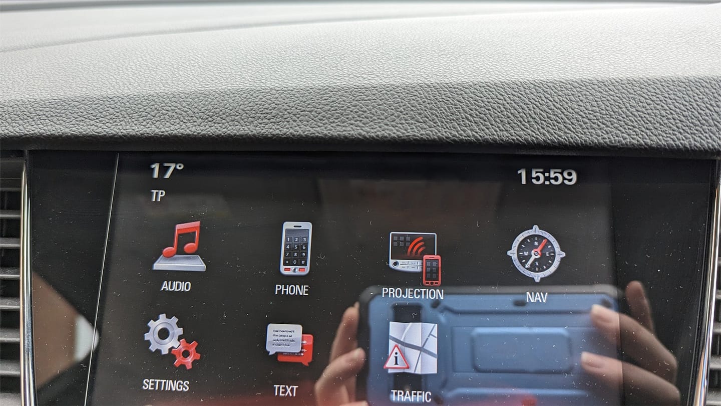 Customer photo review of Vauxhall Opel Astra 2016 to 2019 Replacement screen Navi 900