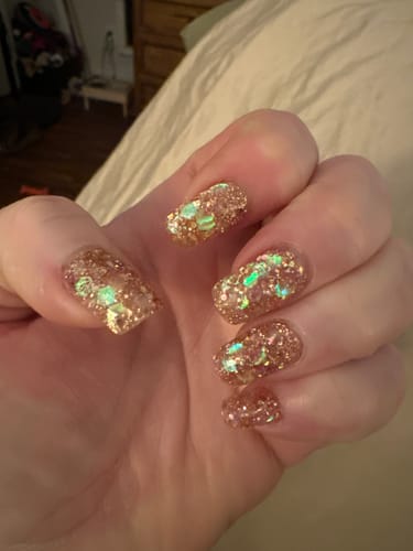 Customer photo review of D483 Pillowtalk Pink Glitter Dip Powder