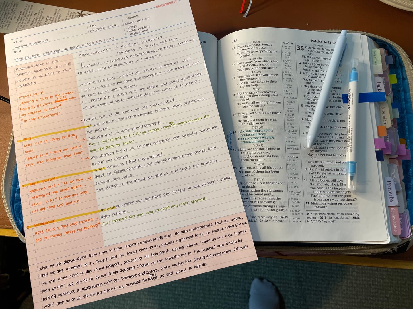 Customer photo review of Cornell Notes Notepad