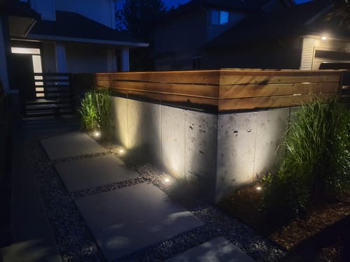 Customer photo review of MR-16 Warm White 5w LED Bulb