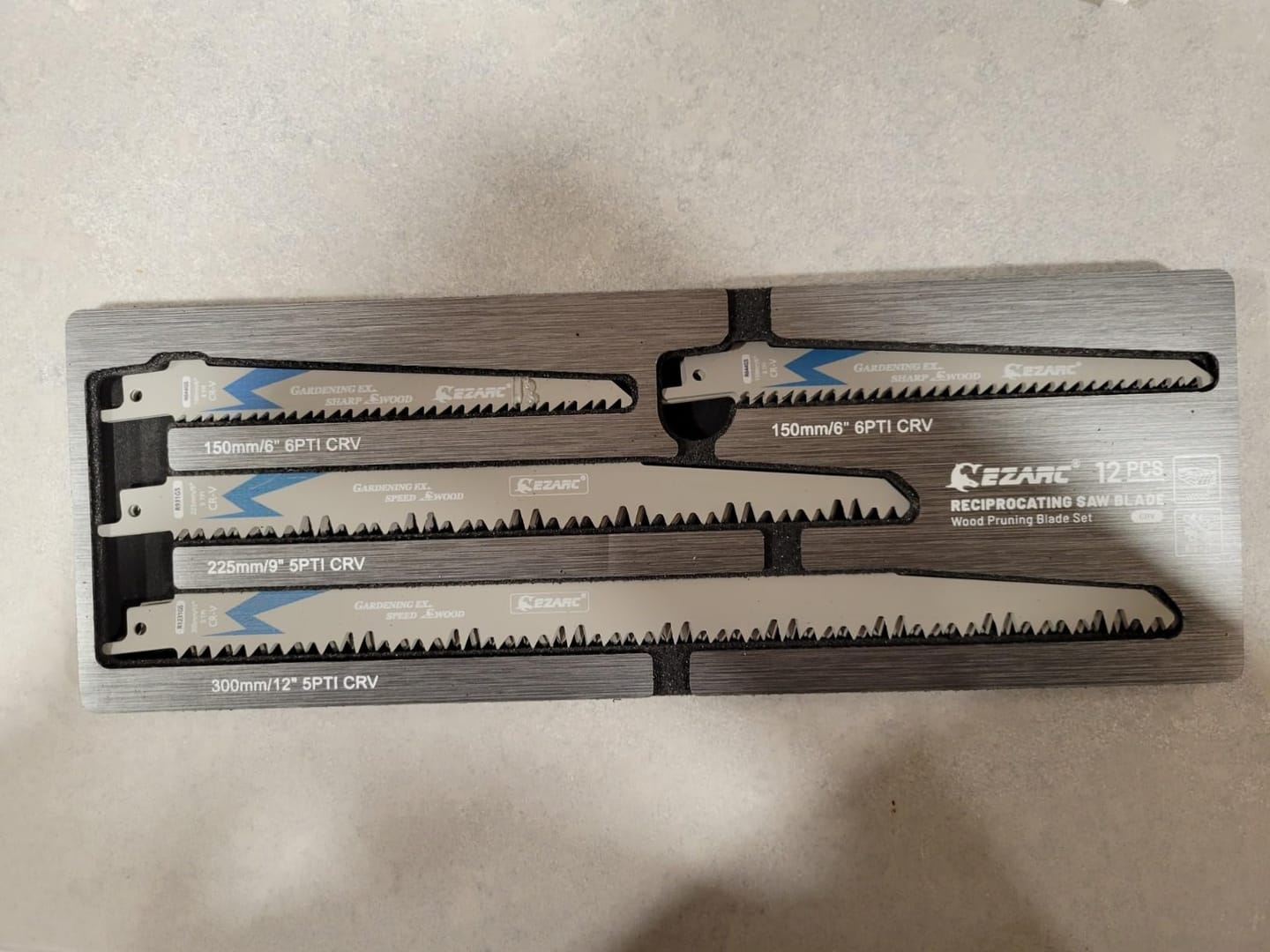 Customer photo review of Tree Pruning/Wood Cutting – 12 Piece Wood Pruning Reciprocating Saw Blade Set