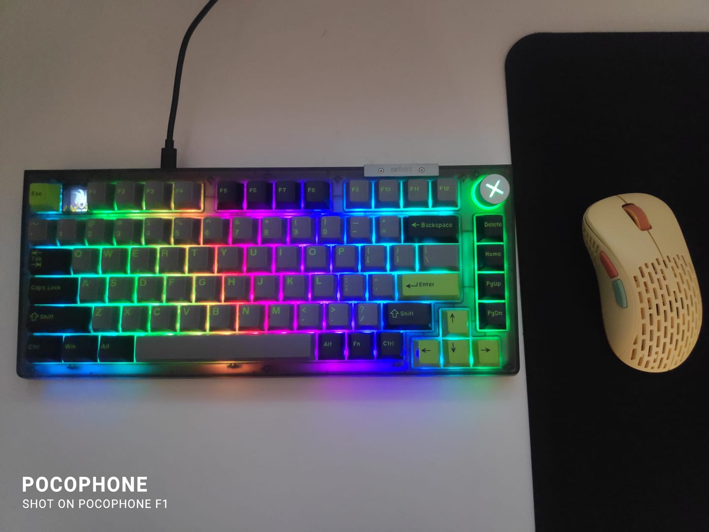 Customer photo review of Darmoshark Top75 Mekanik Klavye