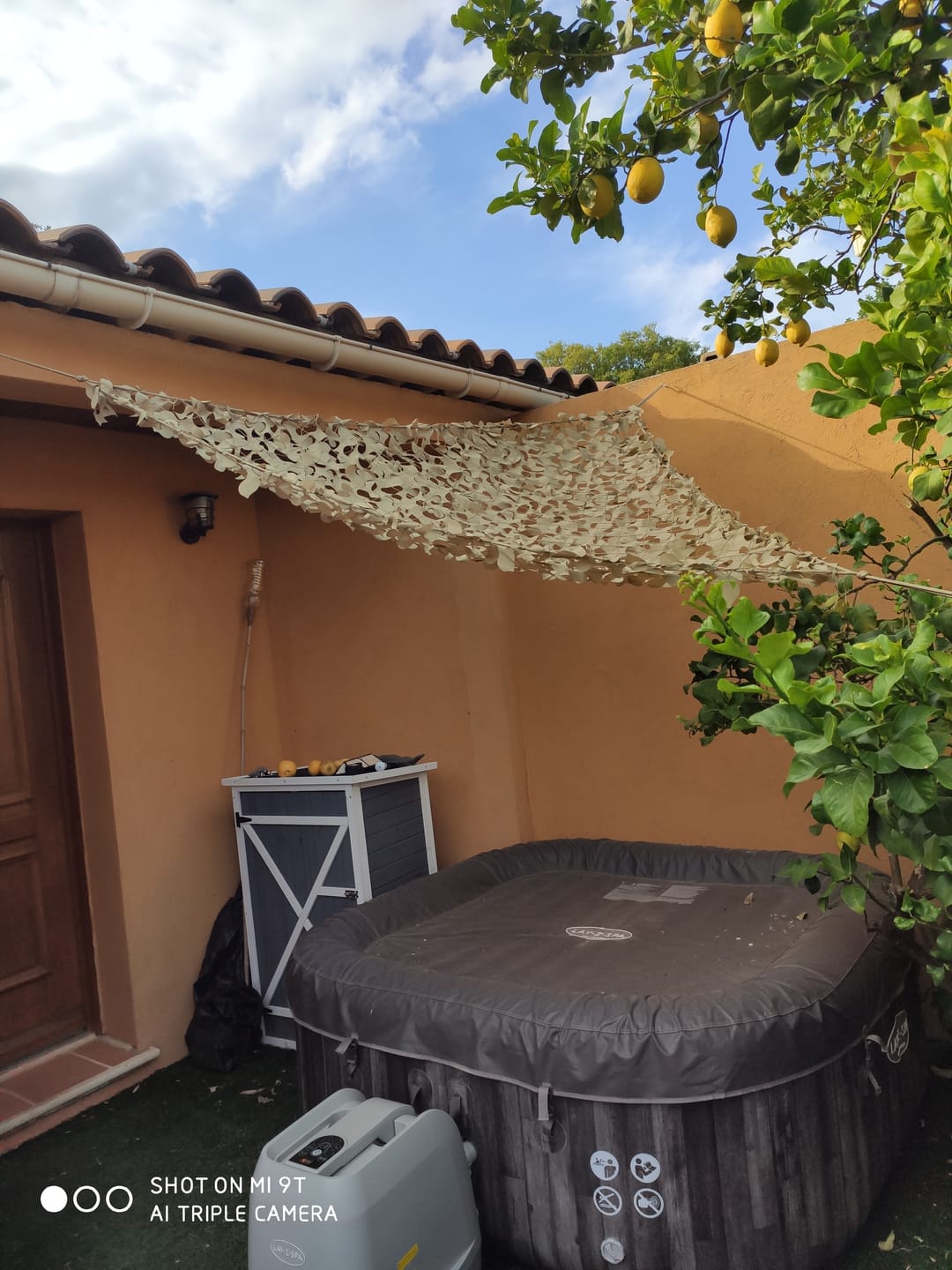 Customer photo review of Filet de camouflage triangulaire sable