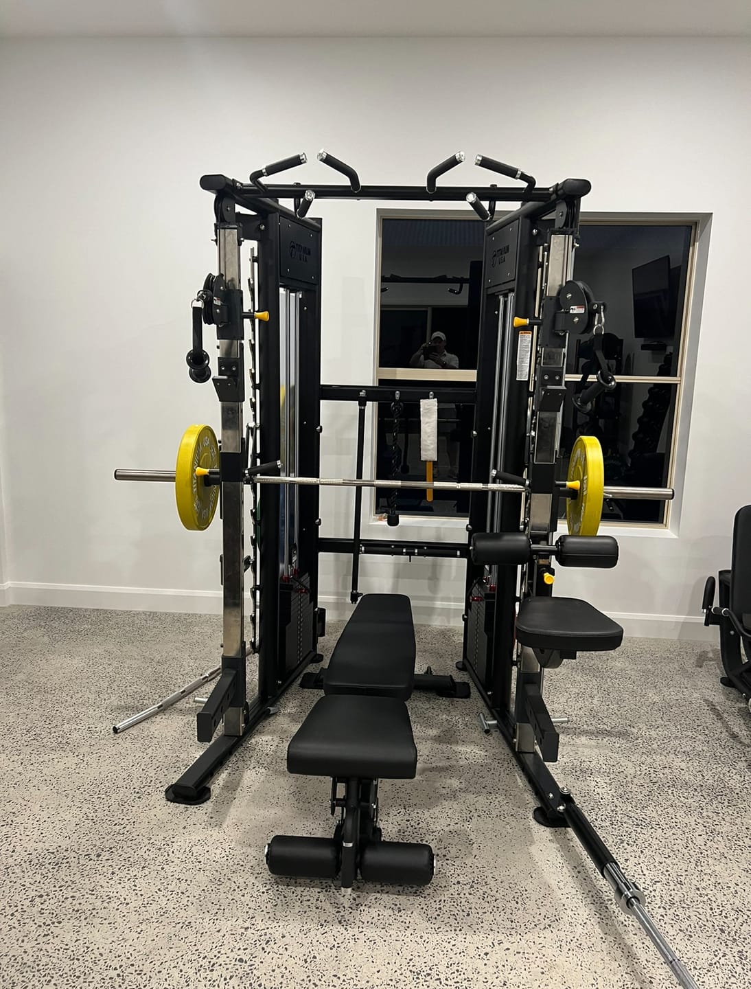 Customer photo review of TITANIUM USA F90 PLATINUM SERIES FUNCTIONAL SMITH MACHINE
