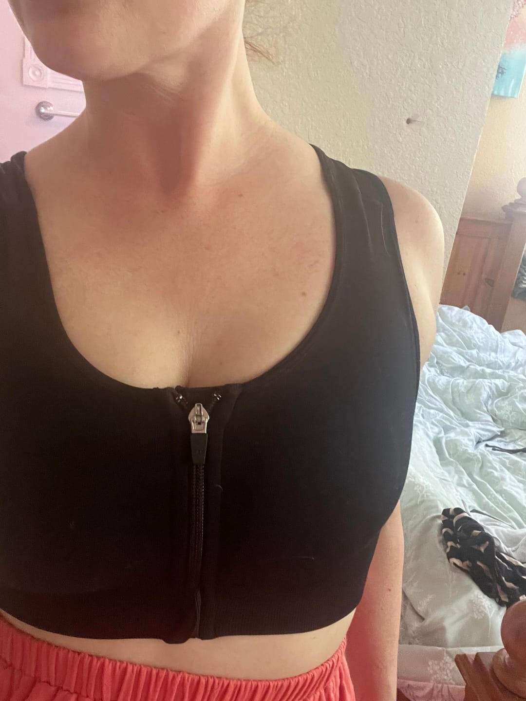 Customer photo review of AlignMe™ Zipper Posture Sports Bra For Women