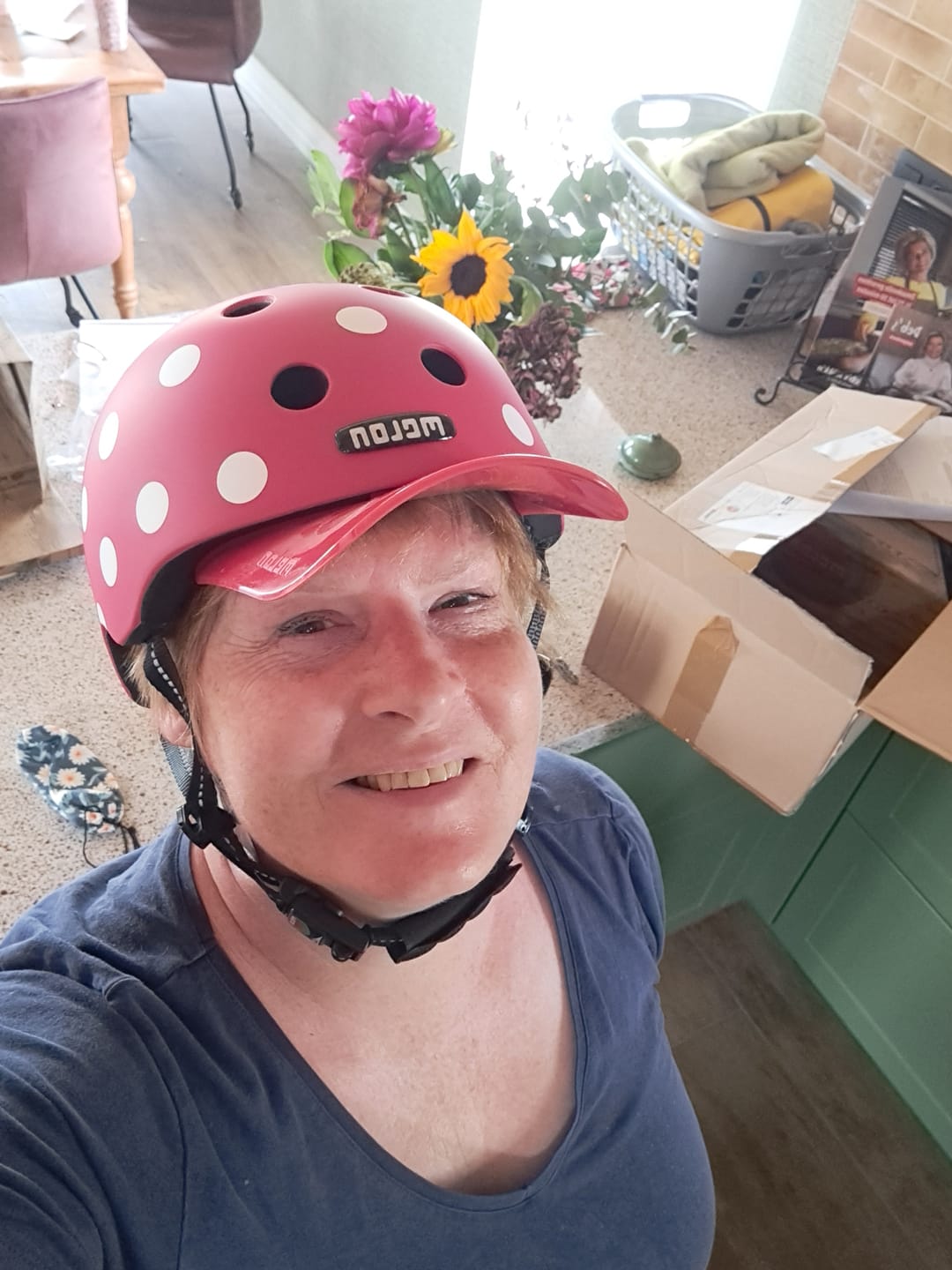 Customer photo review of Melon Bicycle Helmet Urban Active »Dotty White«