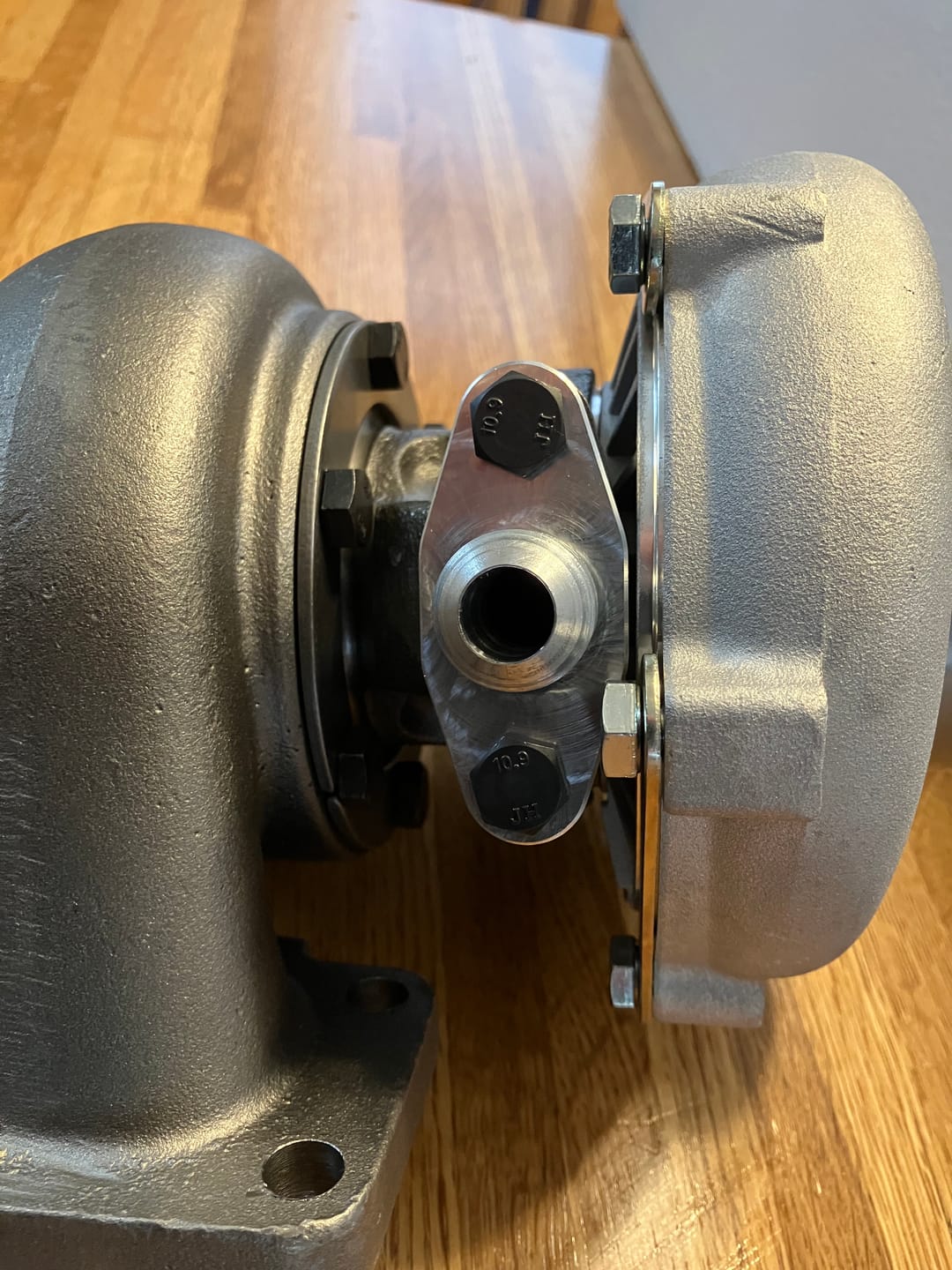 Customer photo review of Motion Billet T4 T6 Turbo Drain Oil Flange 10AN 21-10008