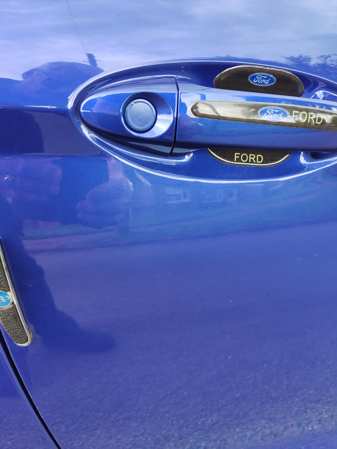 Customer photo review of Door Lock Barrel Blanking Plate - Mk2/2.5/3/3.5/4/4.5 Focus / Mk7/7.5 Fiesta (Painted)