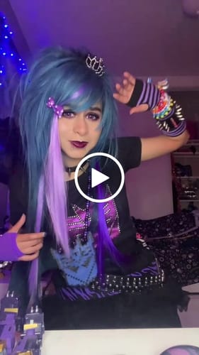 Customer video review of Raven Contact Lenses(12 months of use)