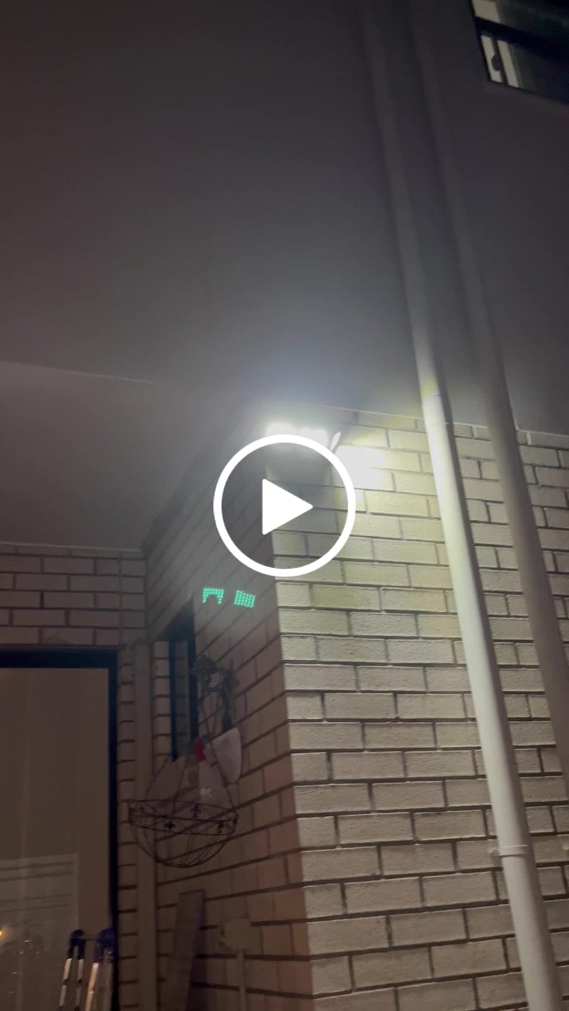 Customer video review of SolaGarden™ 3 Head Motion Light