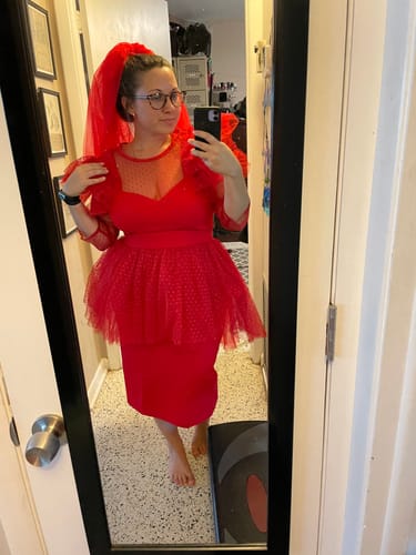 Customer photo review of FINAL SALE - BEETLEJUICE™ Lydia Dress