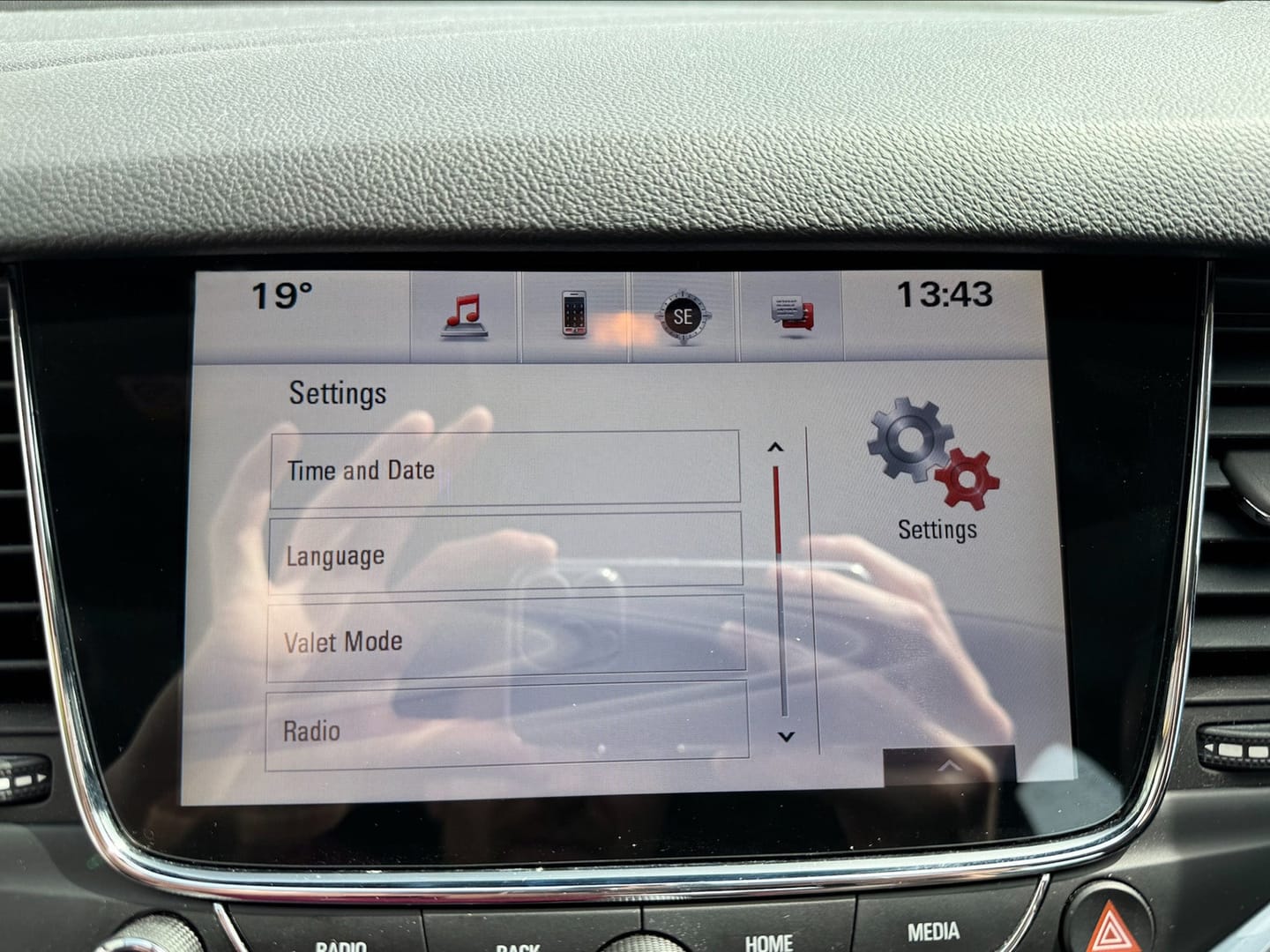 Customer photo review of Vauxhall Opel Astra 2016 to 2019 Replacement screen Navi 900