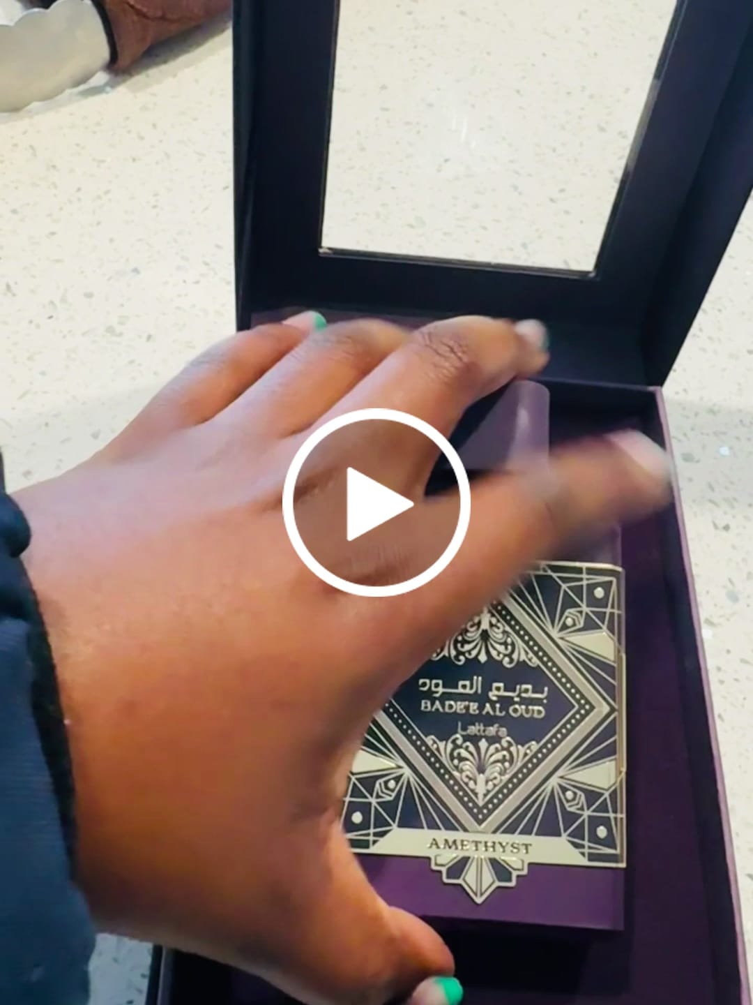 Customer video review of Bade'e Al Oud Amethyst Lattafa Perfumes