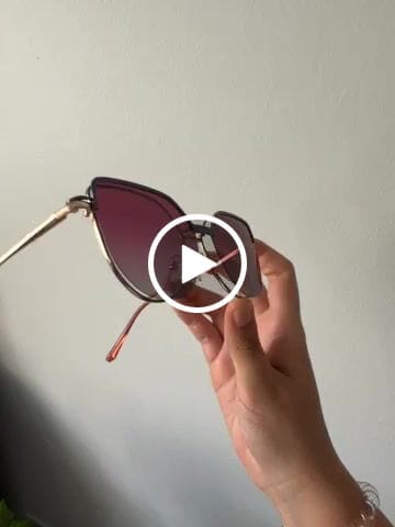 Customer video review of Anny