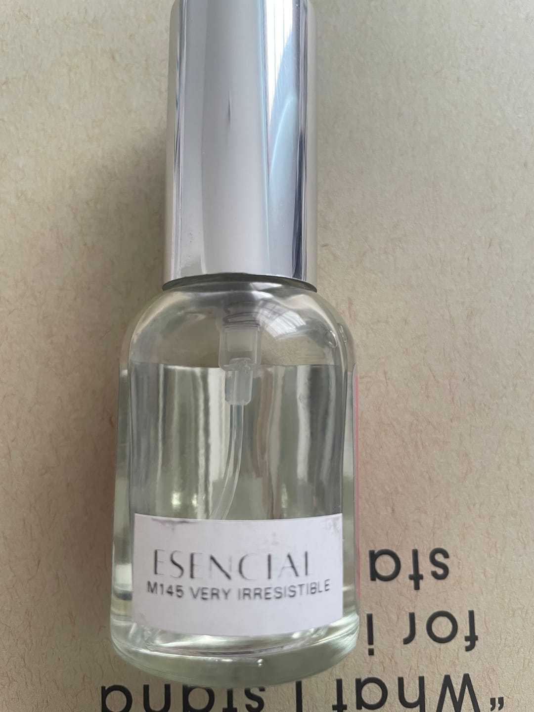 Customer photo review of M145 Inspirado en: Very Irresistible - Givenchy